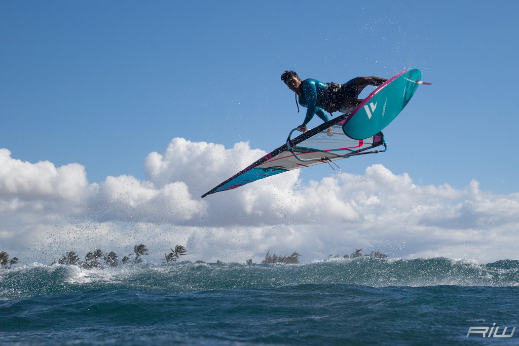 Fanatic Windsurfing Board Necklace Halskette Skate Te Fanatic Windsurfing Board Necklace Halskette Skate Te