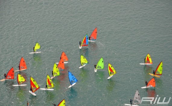 il-calendario-2015-della-classe-windsurfer2