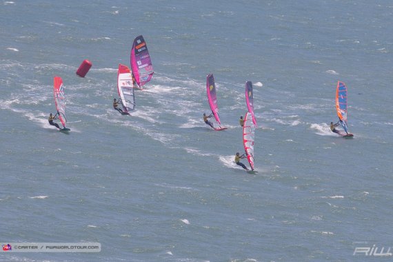 kr18_sl_maciek_out_in_front